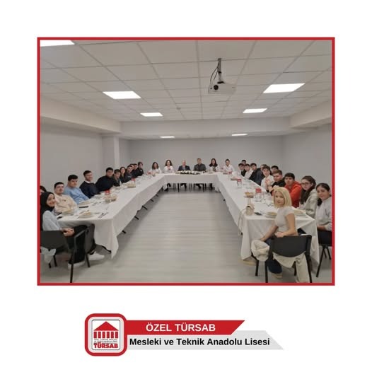 12. sınıf öğrencilerimizle “Geleneksel Mezunlar Yemeği”nde bir araya geldik.