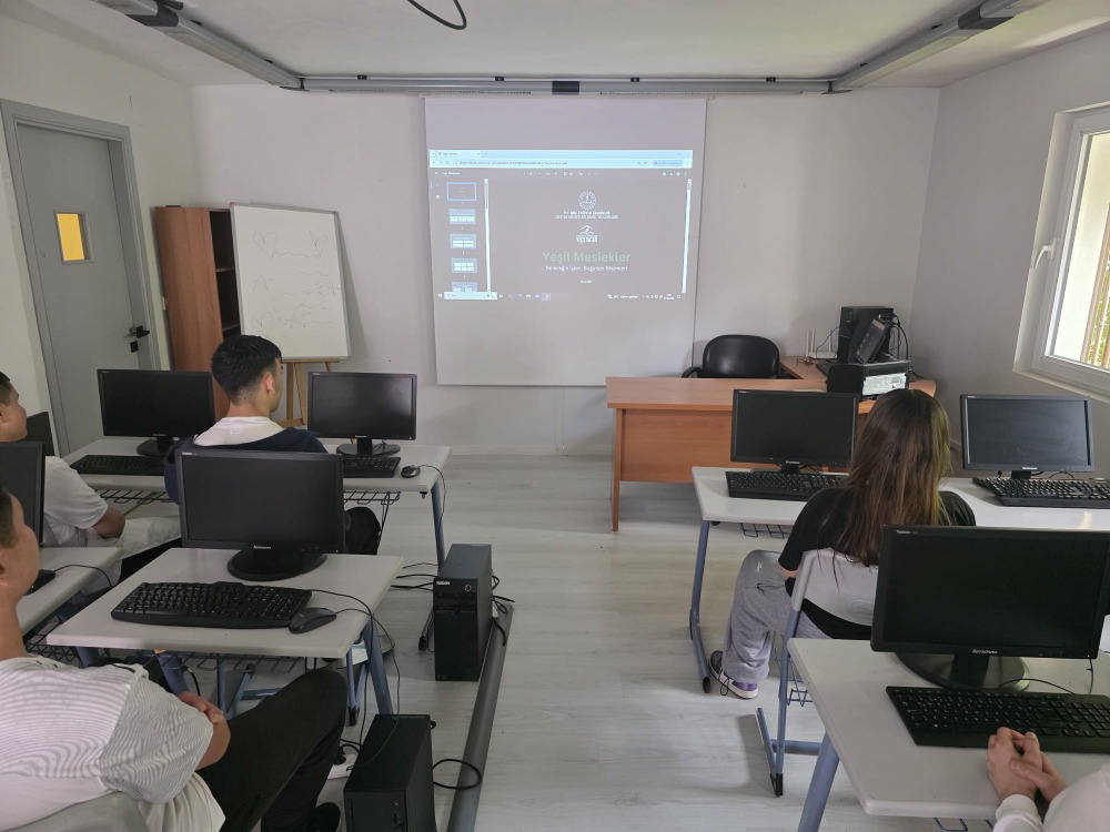Yeşil Vatan Benim Okulum Geleceğe Çare Mayıs Ayı Etkinlikleri Gerçekleştirilmiştir