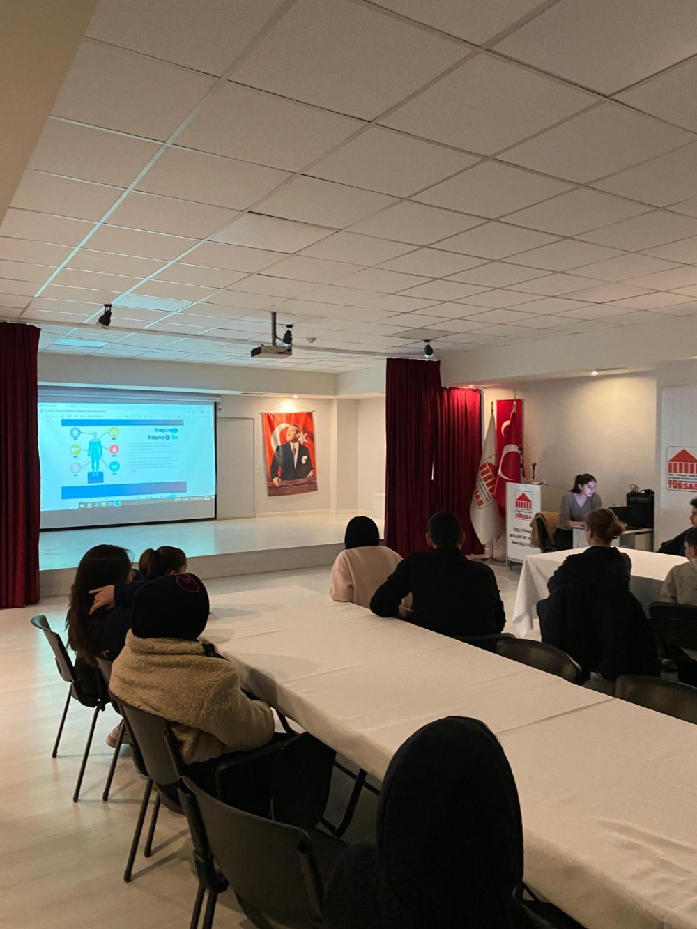  “Sürdürülebilir Tasarım ve Fikir Maratonu” 